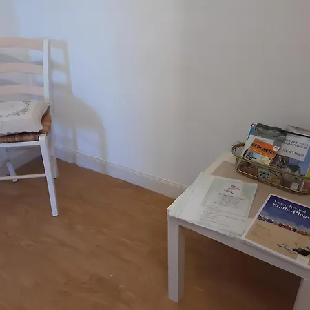 فندق مبيت وإفطار Le Manoir Du Tertre 3*