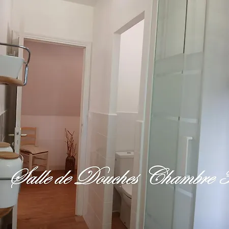 فندق مبيت وإفطار Le Manoir Du Tertre 3*